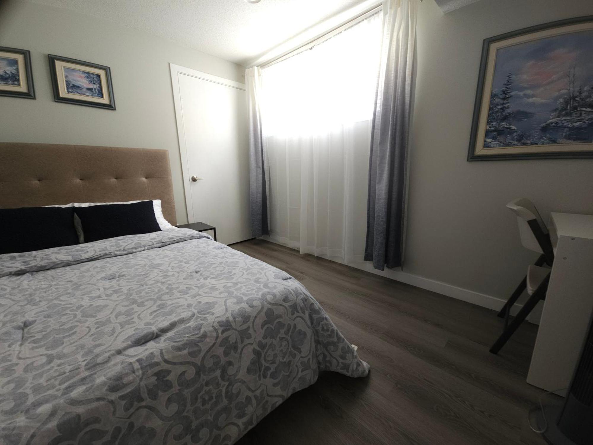 Cozy 2 Bedroom Suite, Queen Beds, Near The Airport Едмонтон Екстер'єр фото